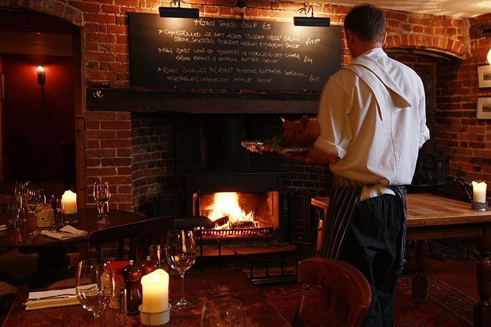 The Royal Oak, Yattendon Frilsham Exterior photo
